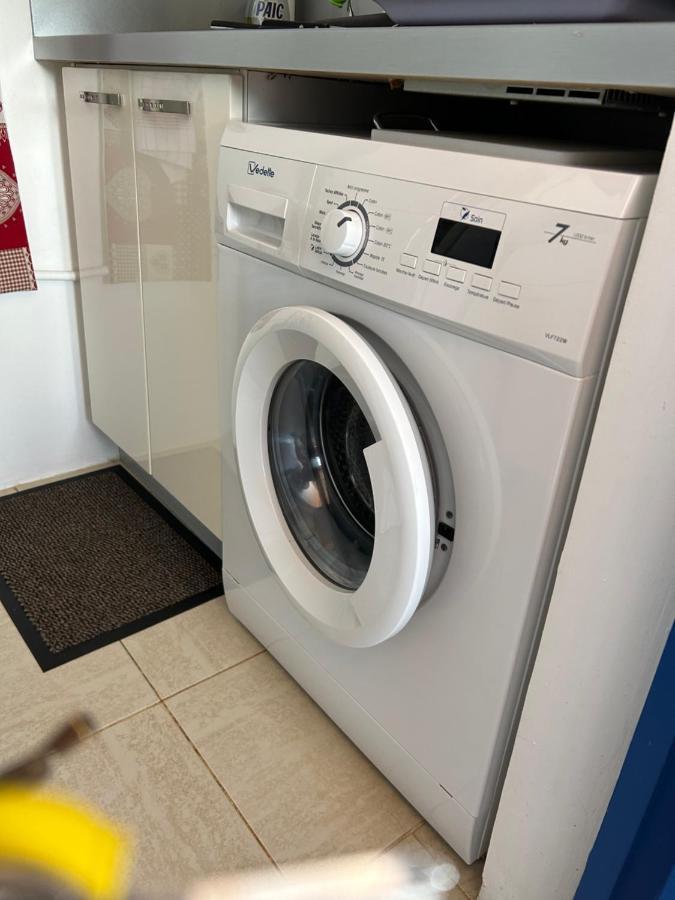 Appartement Les Pieds Dans L'Eau Sainte-Anne Exterior foto